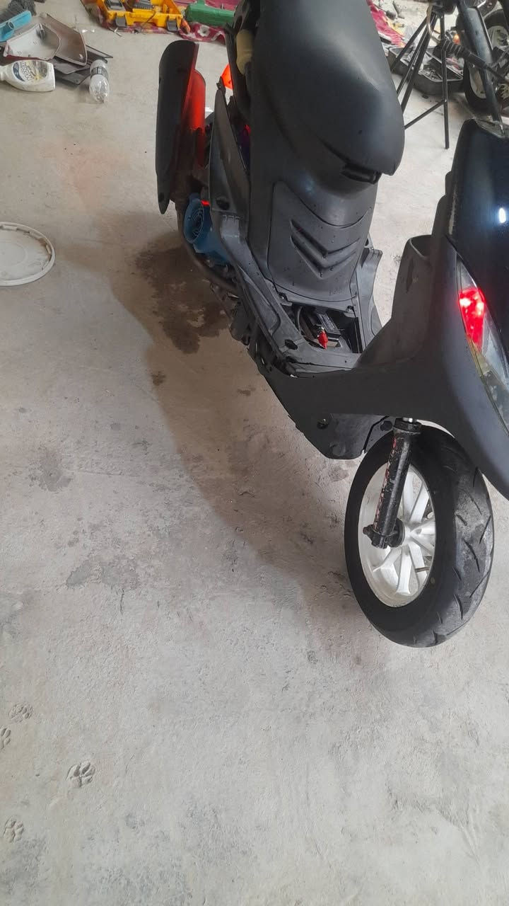 سلام وعليكم شباب دراجه ماكس مال لعب محرك خير من الله وناعم يخبل شلعه ومعدل لا تبخير ولا تنقيص المكان محموديه السعر خاص 
اي استفسار خاص لو وتساب رقم ...***********
