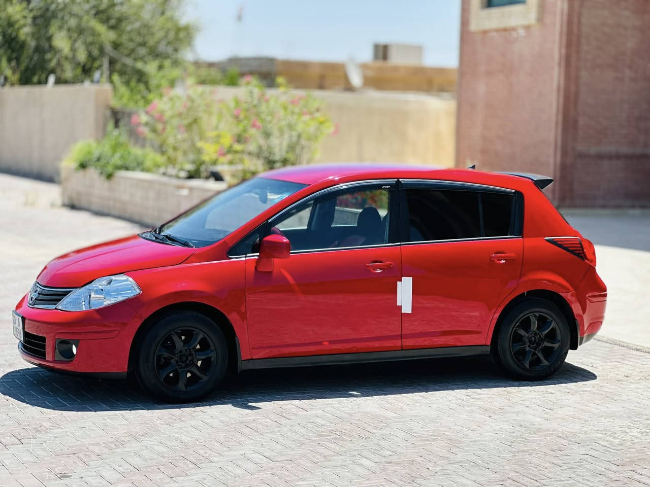 السلام عليكم للبيع فيرسه موديل 20011 محرك 1800 شرط كير وتماتيك مكانيكي شرط صدر امامي خلفي جديد تخم تاير ويل جديد السيارة بيها قطعه وحده صبغ بدون دواخل فقط رش الباقي مكفول تبريد ثلج 🧊 تدفئه نار السيارة احله من الصوره ومصروف عليها رقم صلاح الدين دولي هزه جديد مشروع وطني سنويه الغايه 2030 بسمي السياره السعر 68 وبيه مجال يرهم مروس حسب القناعه مكاني تكريت ***********

