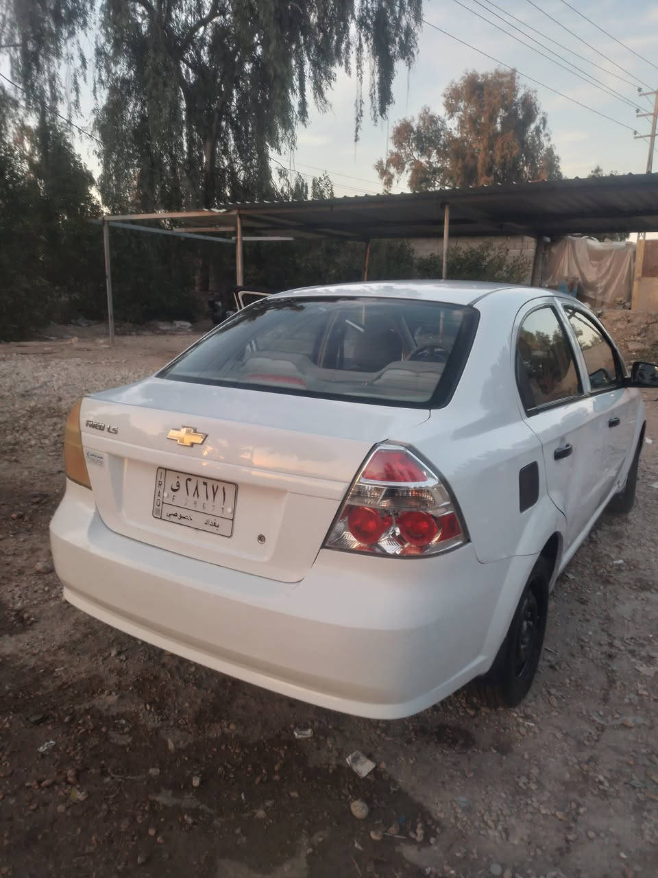 افيو ١١
بيه قطعتين باب وجاملغ 
بيه ضربه بسيطه بلباب خلفي 
رقم بغداد 
مكان بابل 
٧٠ وبيه مجال بسيط
رقم تواصل ***********
