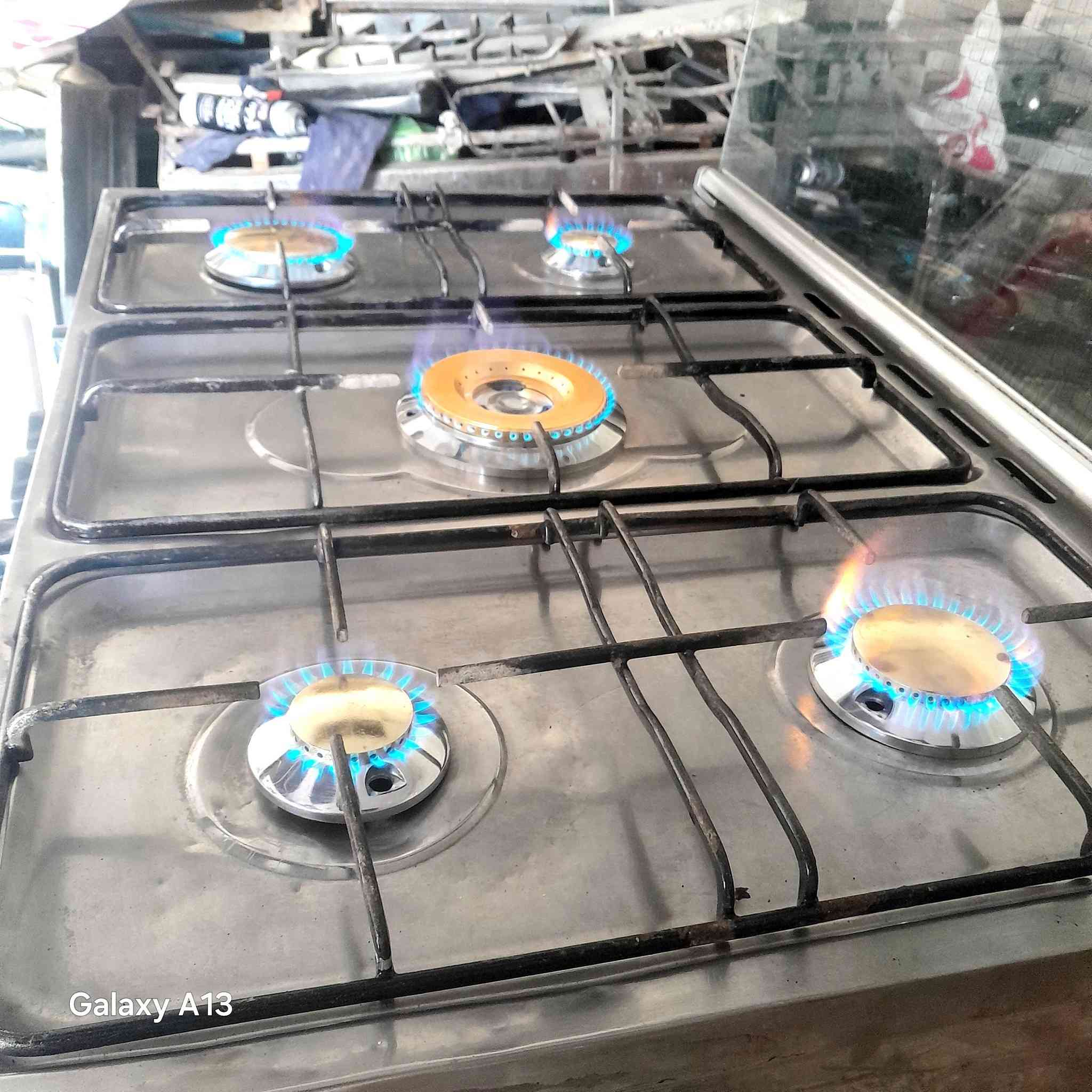 طباخ فرش مصري استيل باب اول كوله شغال وعلى الفحص العنوان حي النداء شارع المكاتب وتساب مازنجر موجود ***********
