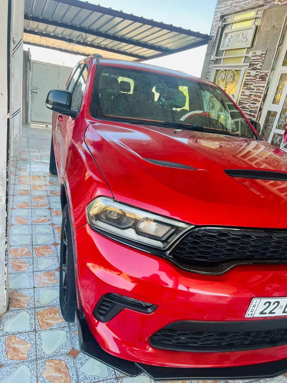 السلام وعليكم 
من رخصت الادمن المحترم 
للبيع دورنكو احمر طماطي موديل ٢٠١٧ وارد امريكي حادثهة بابين صفحة السايق وبيهة صبغ قطعتين  السيارة فول مواصفات جي تي محدثة ٢٠٢١ ويل ٢٠ فتحة شاشة جبيرا مري قلاب كشنات كهربائي جلد تدفئة تبريد السيارة حلوى وناصبة احلى من الصور المكان البصرة اي ستفسار تصال على ***********
