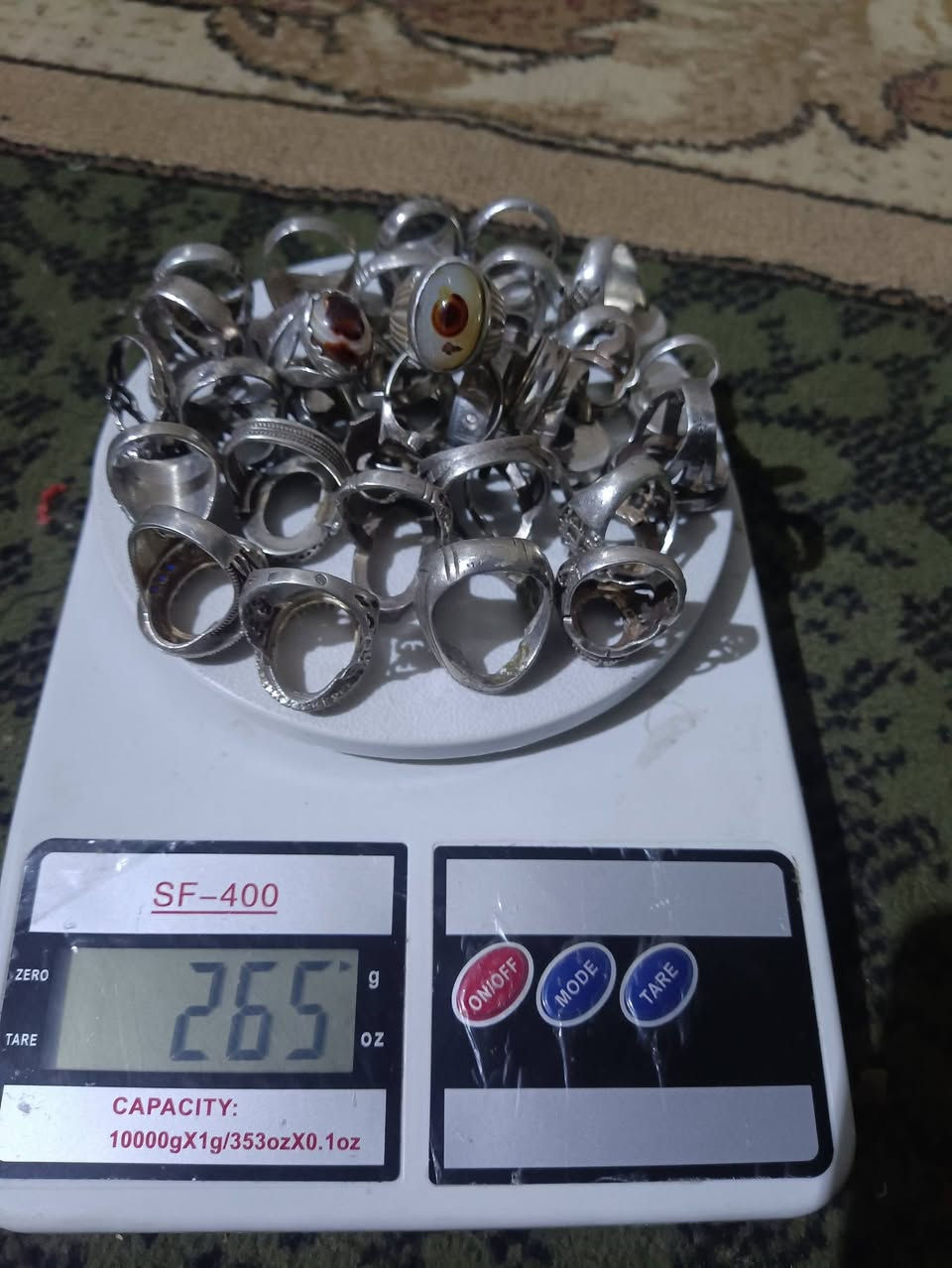 يا الله.. يس ذني بيهن شذر بقيه بس قوالب الغرام اب4000قفل..


**إذا كنت صاحب هذا الإعلان وتريد حذفه لأي سبب، رجاءا أرسل رسالة إلى الدعم الفني**