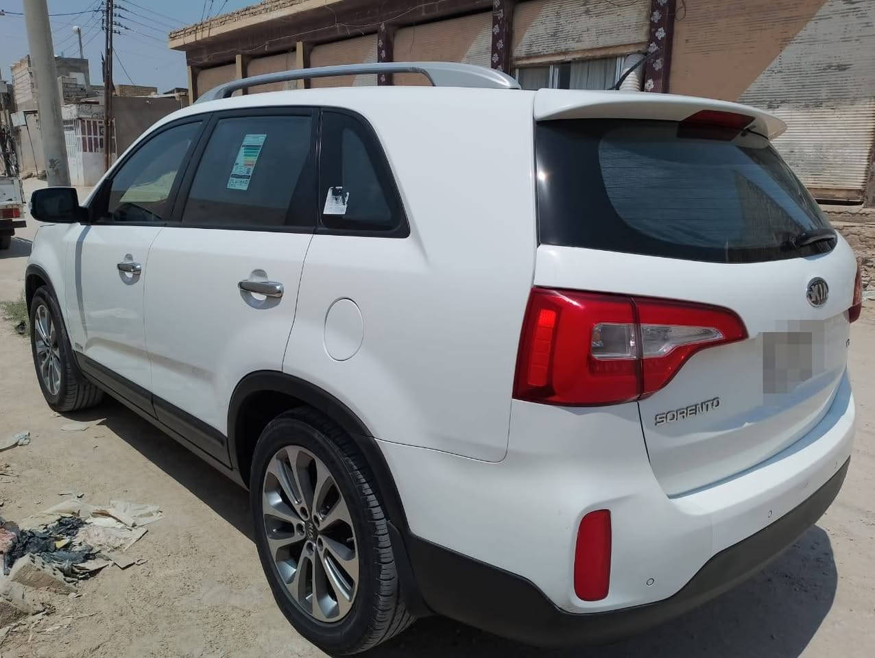 ك
سورنتو ٢٠١٥ كويتي فول مواصفات بنراما كشنات تدفئه تبريد بصمه مكفوله رقم واسط باأسمي
السعر ٢٠٥ وربي يرزق الجميع
الاتصال ***********
