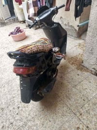 فراشه • مكينة معدلة • حك خفيف