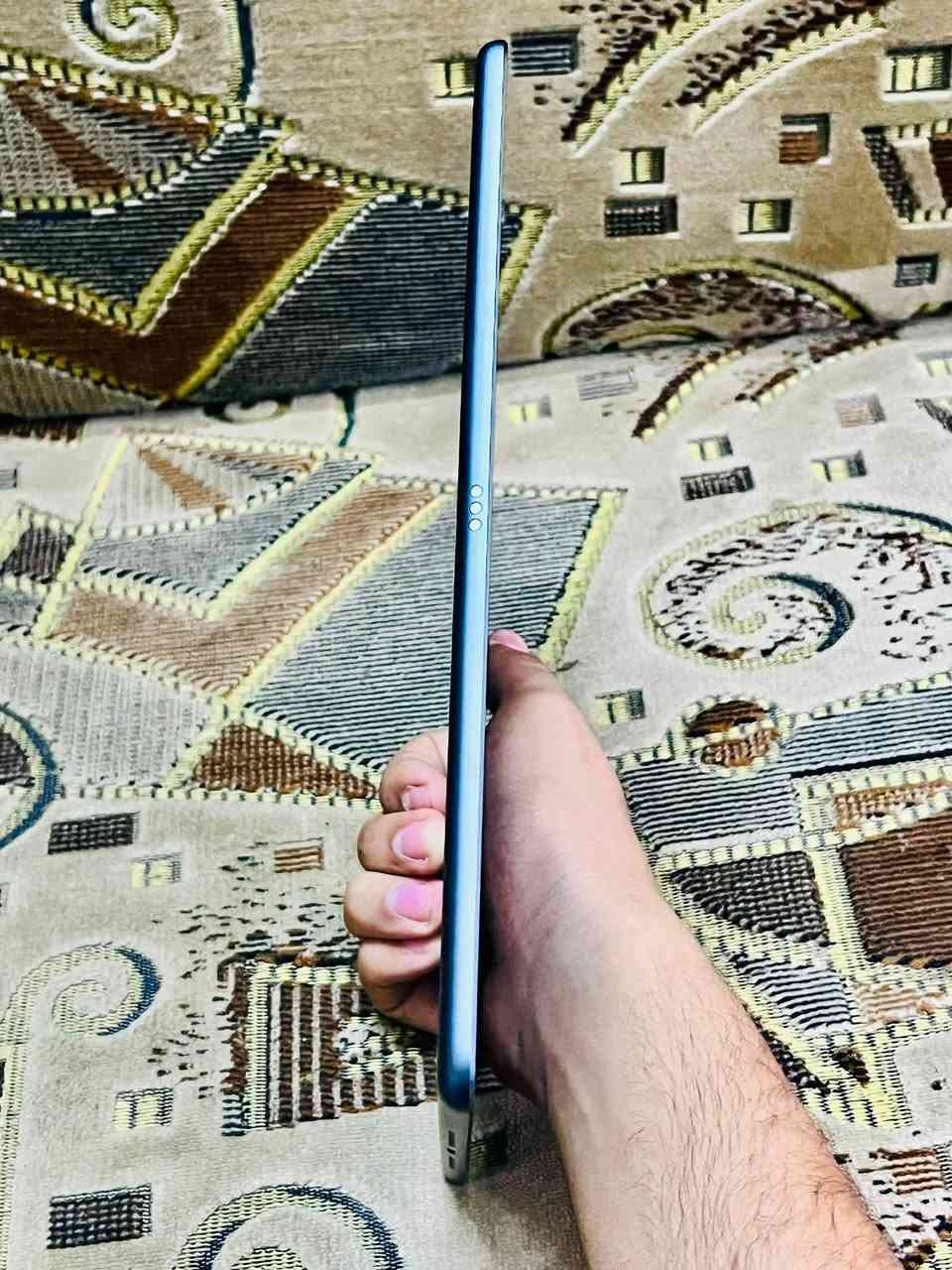 سلام عليكم ايباد سفن للبيع ايباد خير من الله وكلشي مابي ومابي اي شخط ونقص ومامبدل بي اي  شي كامل وكفر وقلم الايباد خاص بي وشاحنه الاصليه السعر300 وبي مجال قليل للشراي الاتصال والاستفسار 
***********
