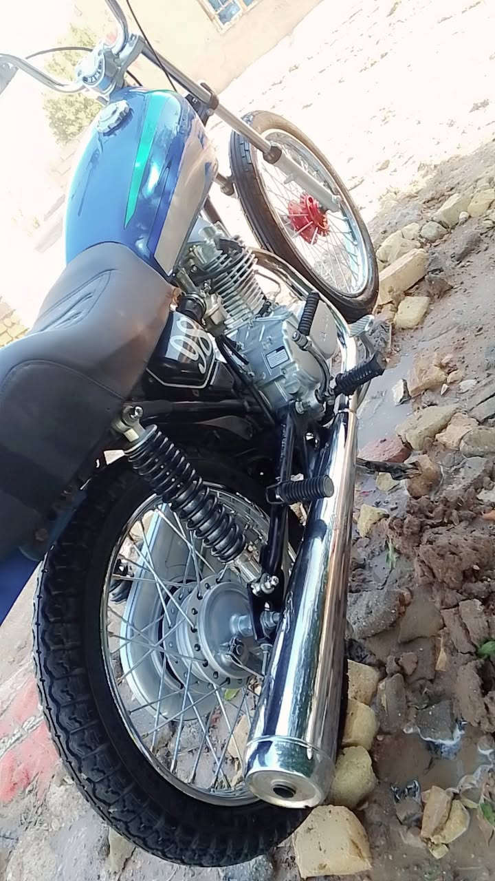 دراجه للبيع تعمير 25 المكان الغراف ***********
