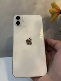 آيفون ١١ • ١٢٨ • شاشة فطر خفيف