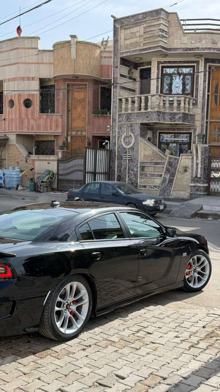 سلام عليكم
 للبيع جارجر 2022 سكات باك 🐝✈️
6400 رقم اربيل بسمي سنوية وهزة ورقم كلة جديد
ماشيه 29 ميل على ايدي  
حادثه جاملغ وبنيد وبيه قطع صبغ
مال ضابط امريكي (شريف) 👮‍♂️
بدون دواخل سياره جاهزه من كل نواحي 
صور الحادث بالمنشور 
مكينه كير طيارة كلة كفاله  
صدر امامي خلفي جديد سياره جاهزه  
مواصفات 
داخل جلد كشنات تدفئه 
كلاصات حار بارد ثلاجه شاشه جبيرة
سعرهاا منااسب (188) وبيهه مجال مال جيتك 
مكاني بغداد حي القاهرة 
***********
