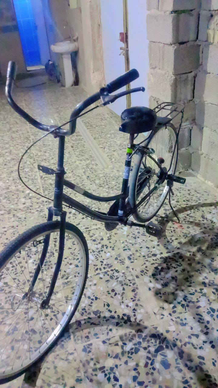 سلام عليكم  بيسكل بناتي حجم 26  سعر 90و بي مجال  مكاني  بغداد المعامل


**إذا كنت صاحب هذا الإعلان وتريد حذفه لأي سبب، رجاءا أرسل رسالة إلى الدعم الفني**