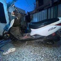 دراجه بريز للبيع نضيف سلف و هندر شغال كهربائيات شغاله بس ناقس هورن برغ...