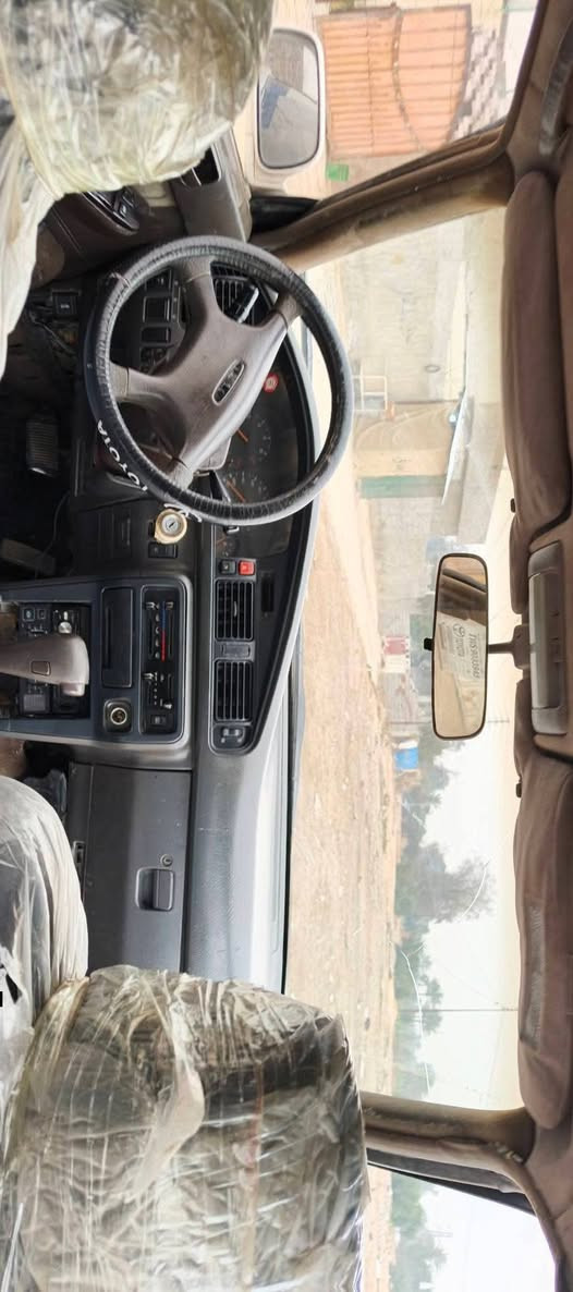 السلام عليكم
لبيع 
تيوتا مارك شيزر
مديل ١٩٩١
سياره جديده 
كفاله عامه من صبع معجون وكص 
رقم صلاح الدين تحويل مباشر
مكينته بطه
كير اتوماتيك
صدر امامي ١٠٠/٨٠ 
صدر خلفي ١٠٠/٨٠
تيرات نضاف
سماعات مسجل شغال
لايت عالي ناصي شغال
اشاره شغاله
كهربائيات كامله ي نقص مابيه
العنوان صلاح الدين قضاء الضلوعية
الهاتف  ***********
