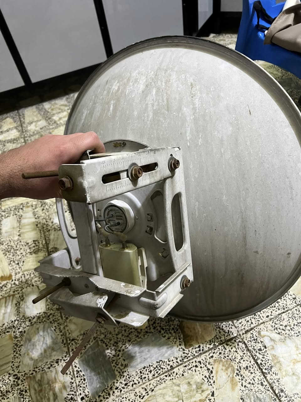 سلام عليكم دش يوبي انت مع روكت m5 xm واسميات كامل ب 100 راوترات بورد 951 سعر قطعه 45 روكتات تيتانيوم زوجهن ب 50 الف ضمان 3 ايام موجود توصيل ***********
