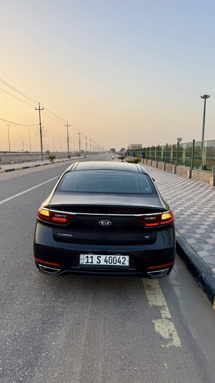 كيا كاديزا للبيع
الموديل : 2017   

المواصفات : خليجي

سعة المحرك : 3.3L

اللون: جوزي بني 

المسافة المقطوعة : 100،000 كم 

الضرر : بدون ضرر ولا صبغ 

الملاحضات: بارد مكانين + رصعات خفيفة + بداية جراد خفيف بالبنيد والصندوق باقي البدي مكفول

السعر: 17،000$ وبي مجال

للتواصل: ***********

مكان السيارة البصرة ابو الخصيب
