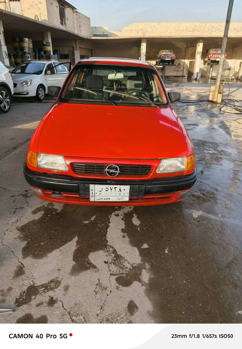 اوبل استره 
موديل 92
محرك 16
كير عادي 
سعر 40بيه مجال 

رقم الهاتف ***********
متواجد واتساب
