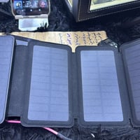 شاحن شمسي • ٢٠٠٠٠ مللي أمبير • شحن سريع