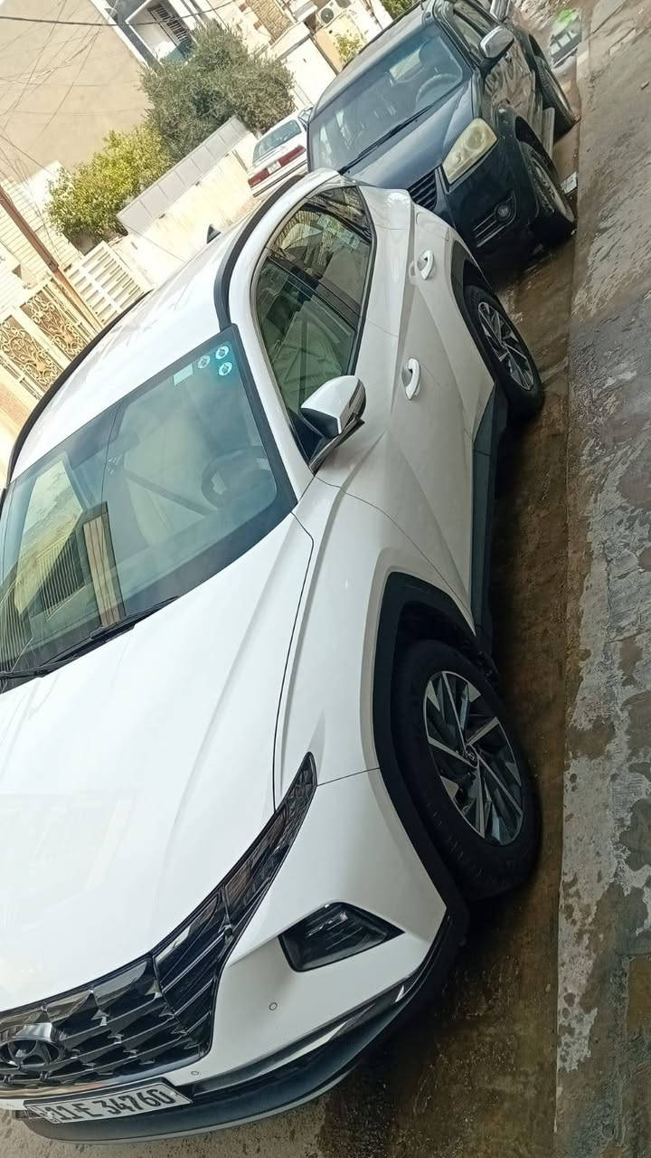 سلام عليكم توکسان موديل 2024 للبيع ماشيه 27800 فول ماعدا الفتحه
السعر 215 تحويل مباشر

*********** الاتصال
