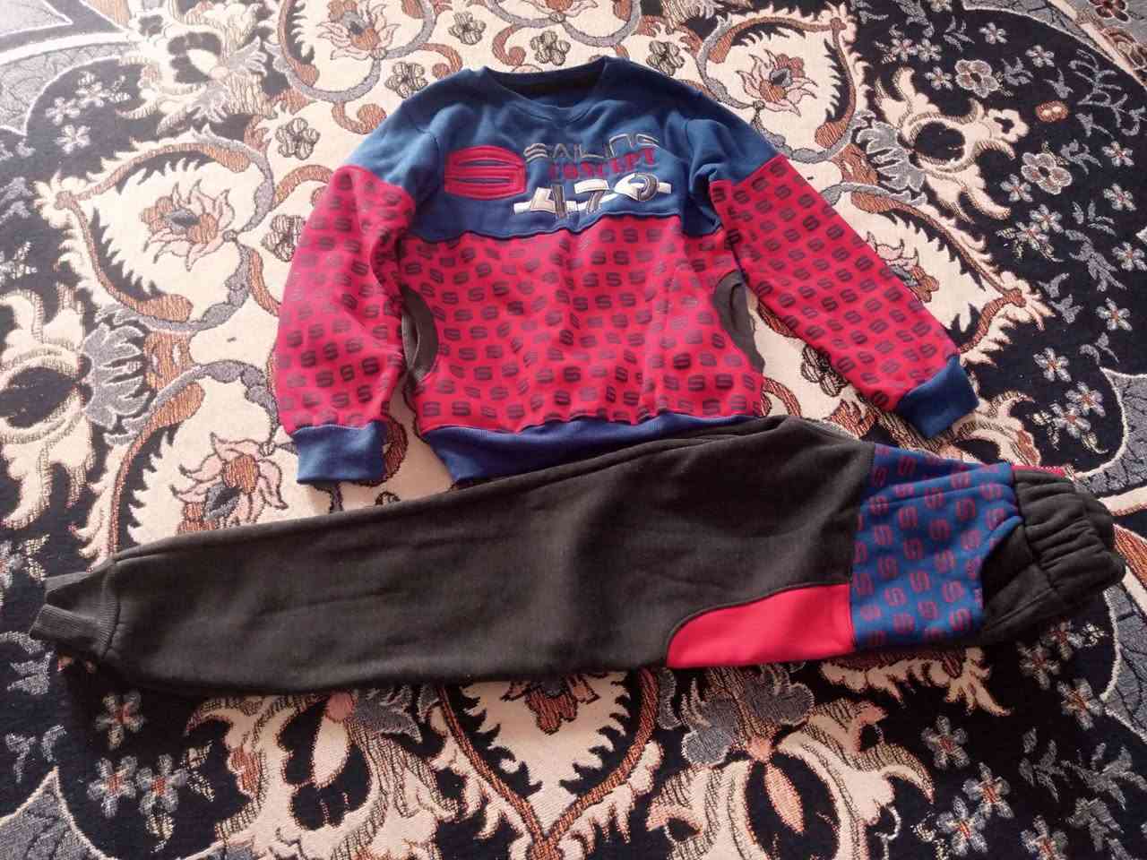 كلهن 25 دشداشه والتراكسود ما مستخدمات والتنوره مستخدمه قليل قياس 46 وقمصان اثنين قياس 44 الدشداشه لارج


**إذا كنت صاحب هذا الإعلان وتريد حذفه لأي سبب، رجاءا أرسل رسالة إلى الدعم الفني**