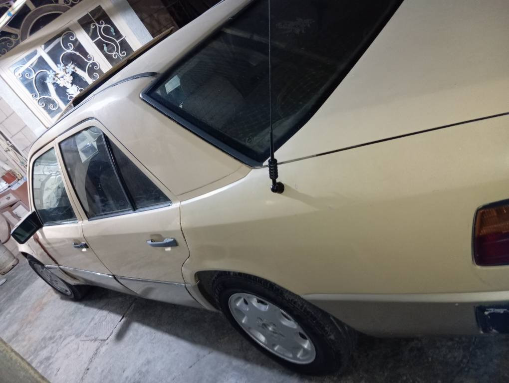 سلام عليكم مارسدس دب موديل 1987 لون عسكري 
كير محرك شرط 
محرك 2500 VVT المرغوب اقتصادي
 صدر امامي خلفي اكسل كلها شرط تحويل 
مكان سيارة كركوك حي عسكري 
سعر سيارة 45 وبي مجال اشويه
 ما متواجد ع نت 
*********** اتصل كركوك, العراق
