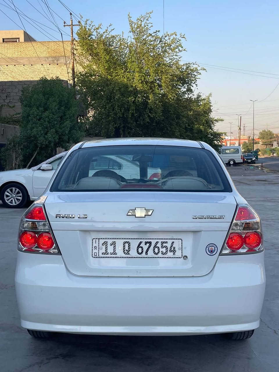 افيو ٢٠١١ شركة العامة 
سيارة جديدة علئ ايد وحدة من الشركة 
سعر ٧٣ بيهة مجال شراي 
بيهة صبغ جملغ فقط اثر شخط
باقي كلة مكفول 
سيارة جاهزة ما بيهة اي نقص
داخل بيجي 
رقم بغداد دولي تحويل ثاني يوم بسمي
مكان سيارة بغداد الشعب 
رقمي ***********
