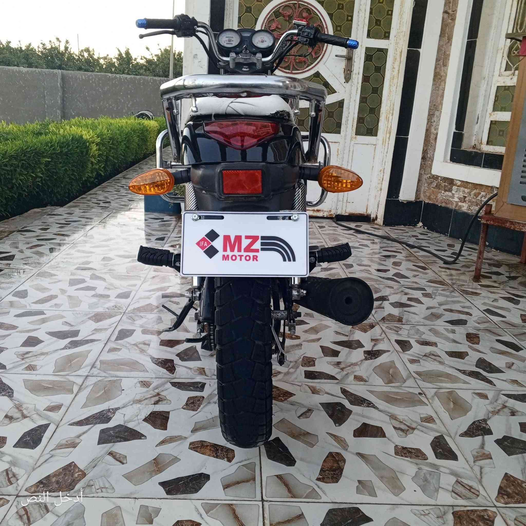 ماطور  MZ للبيع محرك 200الموديل 2021 السعر مليون 100وبيه مجال رقم الهاتف ***********
