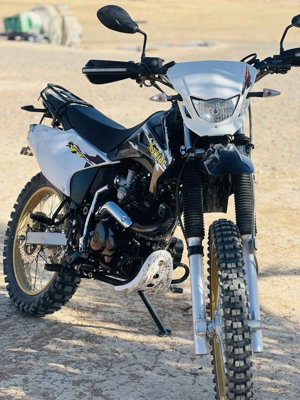 السلام عليكم ماطور قفاز موديل 2025 شرط كله شغال كهربائياته كله شغاله ما ناقصه برقي السعر 1100 هاتف ***********
