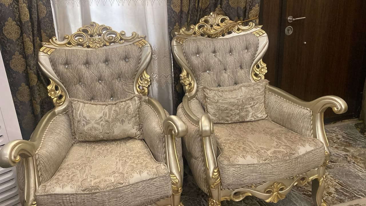 السلام عليكم عندي هذا تخم ملكي تركي خشب درجه اولى للبيع ويا طبله للاستفسار دخول ع خاص


**إذا كنت صاحب هذا الإعلان وتريد حذفه لأي سبب، رجاءا أرسل رسالة إلى الدعم الفني**