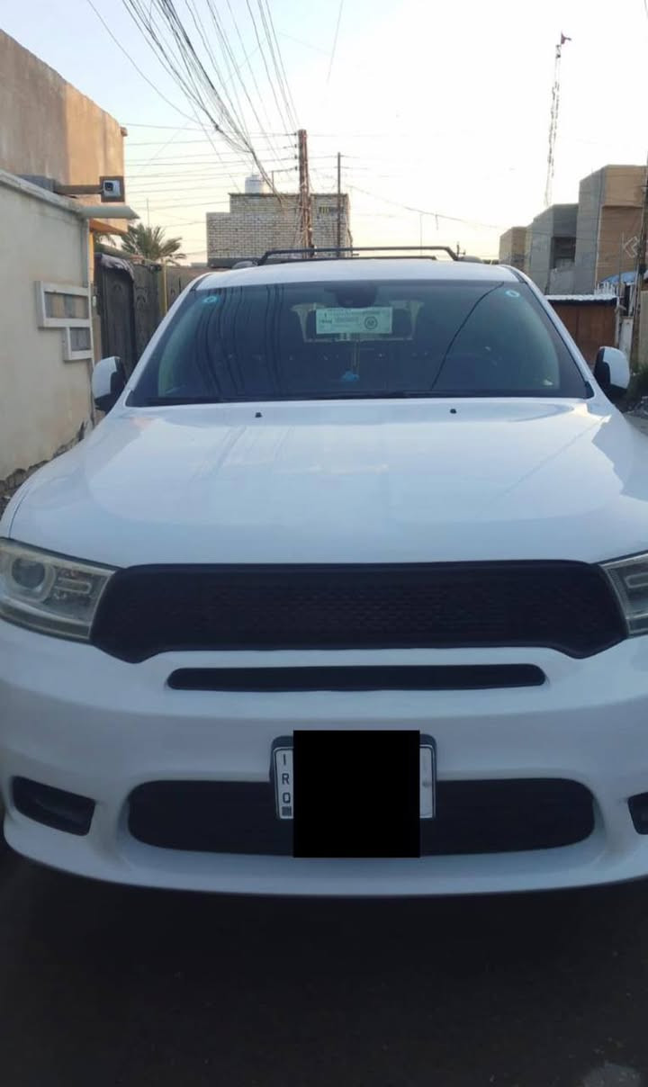 السلام عليكم 
سياره دورنكو 2014 رقمها بغداد 
سياره محدثه SRT فول مواصفات عدا الفتحه 
كير خلاط 
كشنات جلد 
شفتات ستيرن 
سياره مكفوله كفاله عامه 
السعر 210 وبيها مجال
مكان السياره بغداد الحسينيه 
مكلف بالنشر هذا رقم صاحب السياره اتصال واتساب 
***********
