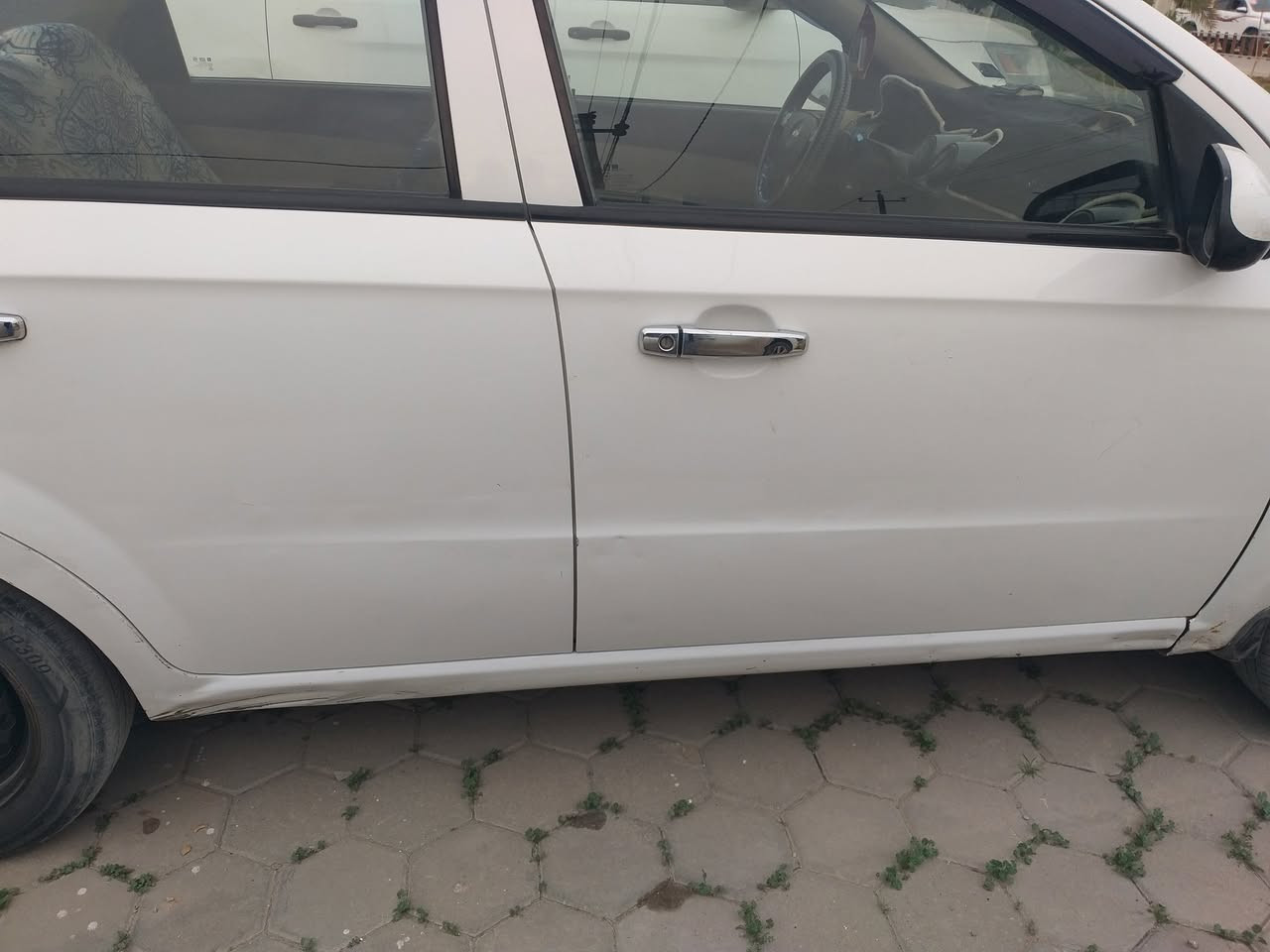 افيو موديل ٢٠١١ محرك مفتوح ١٤٠٠ رقم كربلاء انكليزي 
سيارة بأسمي تبريد وتدفئة شغال  و الكير ومحرك مكفول بيها مكانات بارد اي قطعه مابيها تبديل 
مكانها بالنجف الاشرف / حي العسكري 
السعر 73$ للاستفسار ***********
