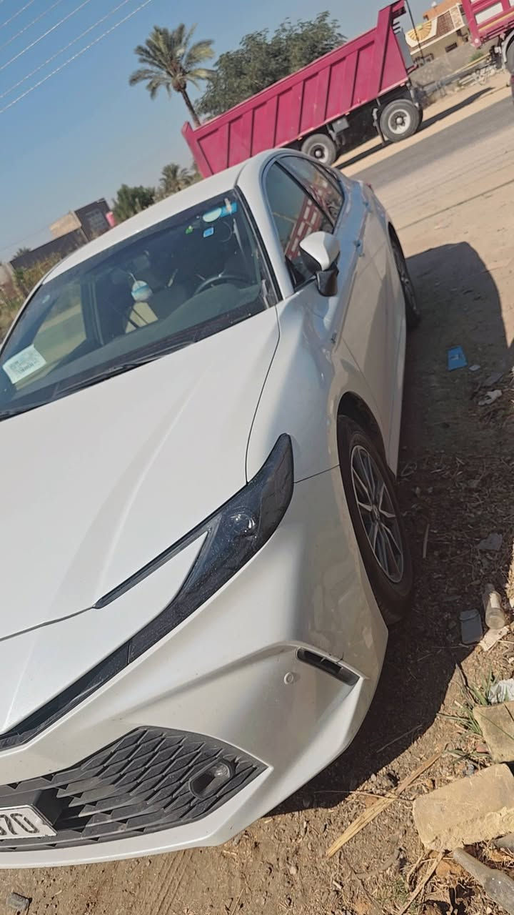 السلام عليكم
للبيع او مراوس
كامري هايبرد مطلوبه للمصرف
ياباني اصلي وكالة عبد اللطيف
 موديل ٢٥ كفاله عامه 
مرقم بغداد سنويه ولوحات 
باسم المالك والكفيل ابوه دكتور جامعي نفس البيت
مكان السياره بابل 
المالك من الرمادي 
السياره مواصفات E
السعر عند الاتصال
 ***********/ ***********
ما عجبك المنشور ادعيلنه بالرزق اسف عل اطاله
