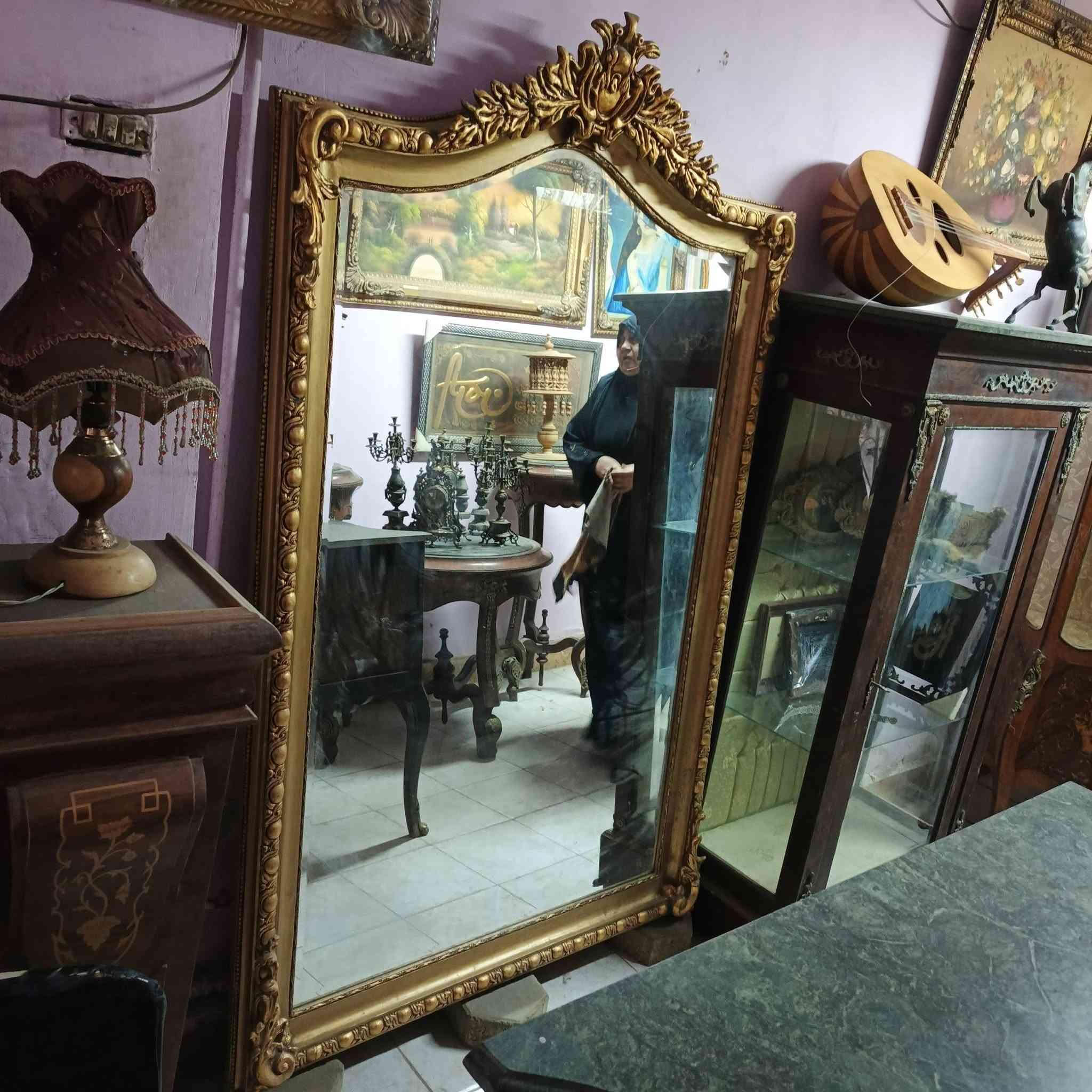 مراه مدخل للقصور و الفيلات 
220*110سم 
ايمات مدهب تحفه من خلود الخان انتيكات 
السعر 6500ج 
ميدان الجيش العباسيه 

 ضيف لمسه ابداع و رقي في بيتك مهتم بالانتيكات و الرفاعي ز الديكور الكلاسيكي يبقي الاعلان ده ليك ، تشكيله تعكس جمال الماضي واناقه الحاضر # خلود خان انتيكات هنا عالم انتيكات و بجوده فنيش عالي تبهرك اختار وابعت اسالنا عن السعر مش هتندم 
تفضلوا بزيارتنا لمشاهده احدث العروض و الموديلات .#] monaesam148: #classicdesign #homedecor #luxuryhomes #decor #shopping #sale #viral #trend #newhome #interior_design #أنتيكات #ديكور_كلاسيك #هدايا
@followers
GreatestHighlights 
الرحاب # مدنتي # الشروق # التجمعالخامس
# السعوديه 
# مصر


**إذا كنت صاحب هذا الإعلان وتريد حذفه لأي سبب، رجاءا أرسل رسالة إلى الدعم الفني**