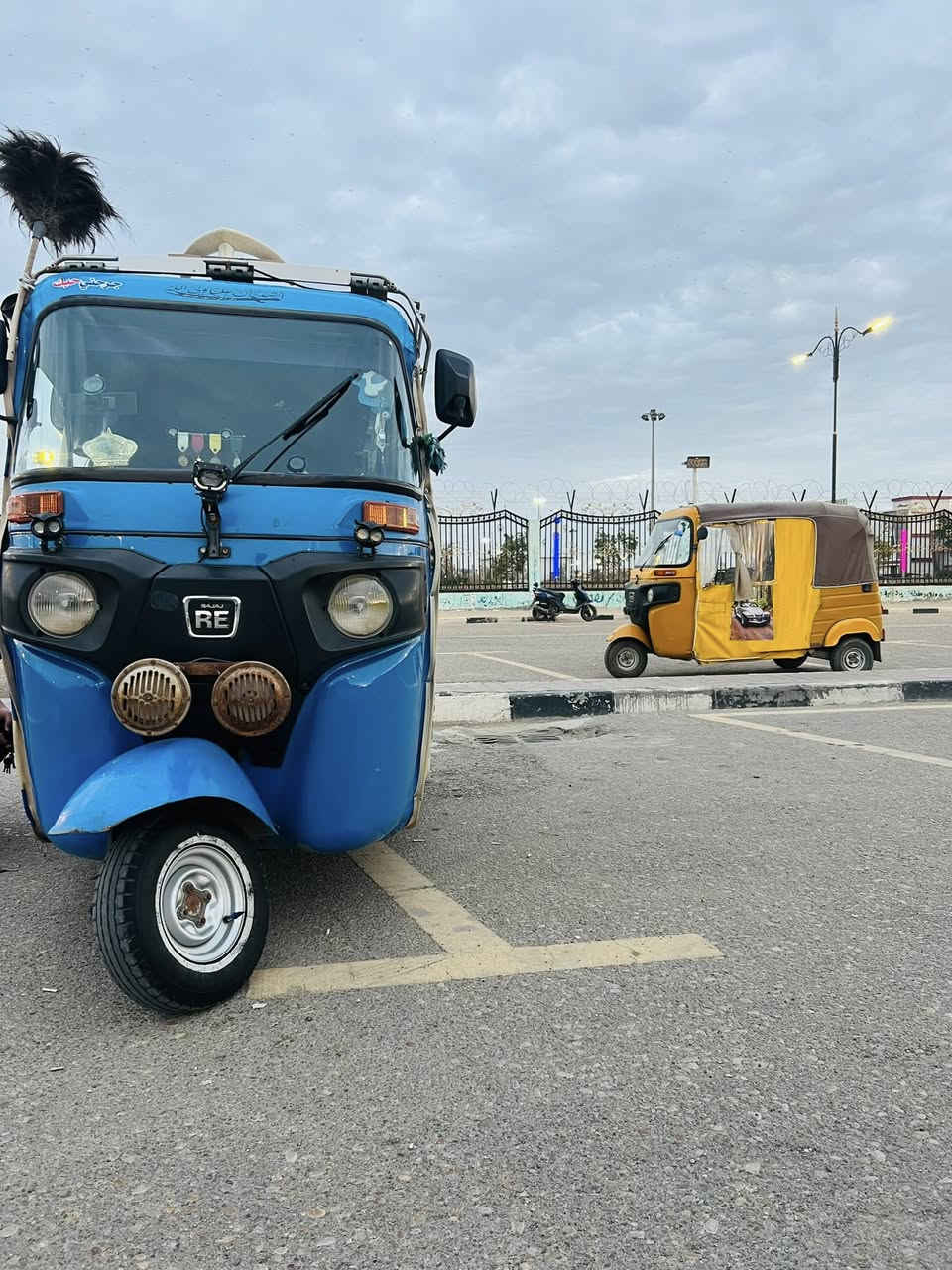 السلام عليكم تكتك للبيع موديل 2020نضافه فولً ماعدا بيها بارد كلش بسيط بلجه  اليسره فوك جاملق تواصل والاستفسارً على رقم الهاتف***********غير متواجد على الفيس
