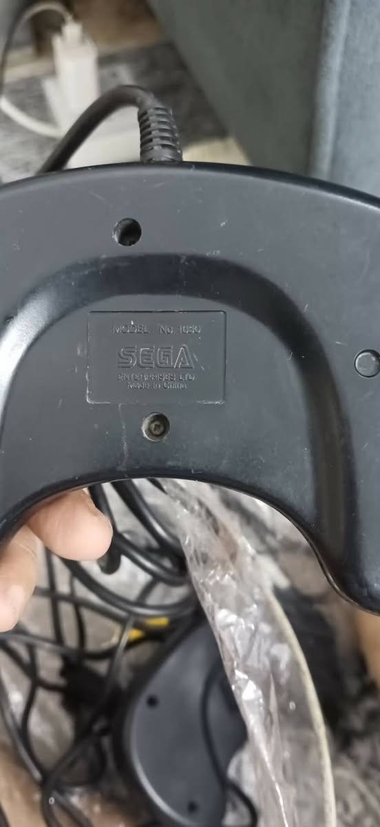 جهاز ميكا درايف ياباني بورد كامل اصلي مع ملحقات اصليه يشغل أصلي وتجاري السعر 180 الف للتواصل ***********
