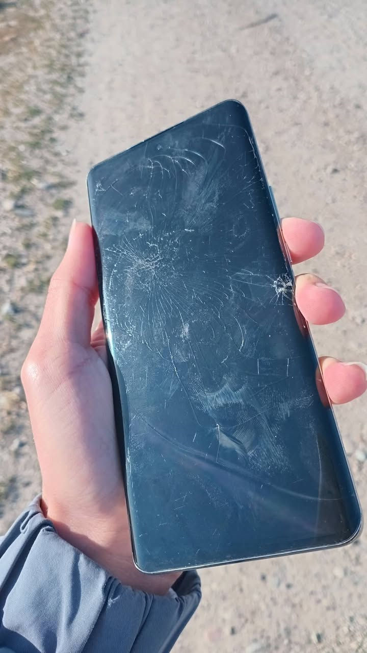 سلام عليكم
للبيع هونر X9B
ذاكره 256 
جهاز بلادي 
فقط مفطره شاشه كله شغال 
سعر 160 الف قفل


**إذا كنت صاحب هذا الإعلان وتريد حذفه لأي سبب، رجاءا أرسل رسالة إلى الدعم الفني**