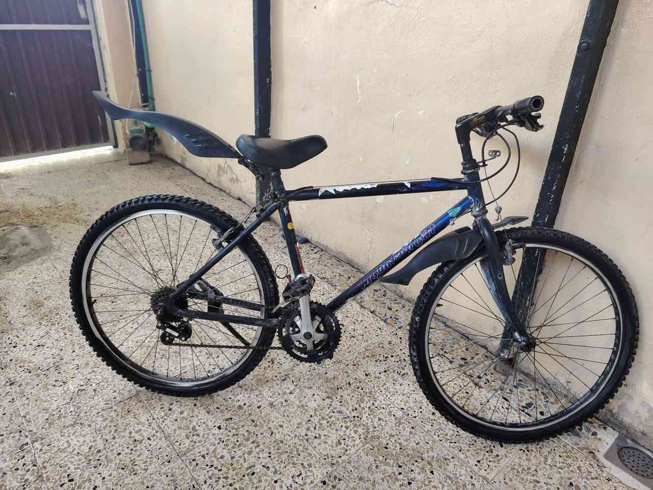 لبيع السعر 55 وبي مجال الموصل حيتنك رقم***********
