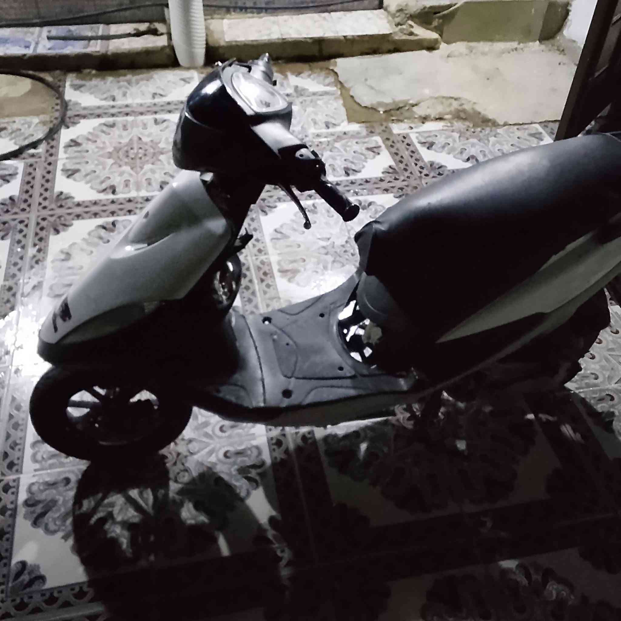 ماكـس عـدله للـبيع.
دراجه مكينه 55 خير من الله
صالنصه  FM رياضي
 تايرات جدد خلفي امامي 
شيال رياضي دراجة  بلادي
لسعر 400 وبيه مجال
للتواصل والاستفسار ((خااصص))


**إذا كنت صاحب هذا الإعلان وتريد حذفه لأي سبب، رجاءا أرسل رسالة إلى الدعم الفني**