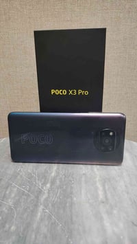 Poco x3 pro ضرر شاشة رام 8 التخزين 256 السعر 100 الف وبي مجال حلو للطي...