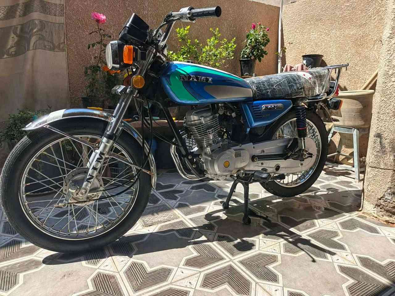 السلام عليكم دراجه للبيع نامه 25 اوراق كامله دراجه كفاله عامه ما ناقصه برغي تجي تفحص ياله تأخذ 
وايد ر مال موته لا يراسل او موجود خاص 
والسعر 725وبيها مجال حك الجيه 
مكاني ديالى الخالص فلكه مصطفى جواد


**إذا كنت صاحب هذا الإعلان وتريد حذفه لأي سبب، رجاءا أرسل رسالة إلى الدعم الفني**