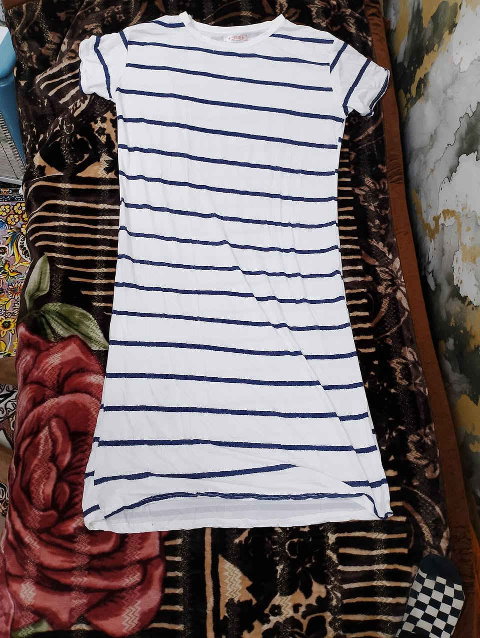 سلام عليكم
متابعين الاعزاؤ اجيناكم ويا الموسم الصيفي اليوم وفرنا اليكم شلحات نسائي زبده فانيله بارده  بضاعه مفووله انواع النقشات والموديلات 
القياس فري سايز يلبس من وزن 50 ال 90 
سعر القطعه 5000 تلاث قطع ب13الف
يوجد توصيل داخل زعفرانيه🌹🌹


**إذا كنت صاحب هذا الإعلان وتريد حذفه لأي سبب، رجاءا أرسل رسالة إلى الدعم الفني**