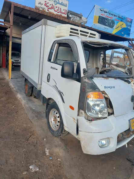 السلام عليكم للبيع كيا براد موديل 2007 بسمي على حادثها شغاله وتمشي السياره قبل الحادث مكفوله مكاني بغداد حي النصر هاتف *********** السعر 55 بيها مجال بسيط
