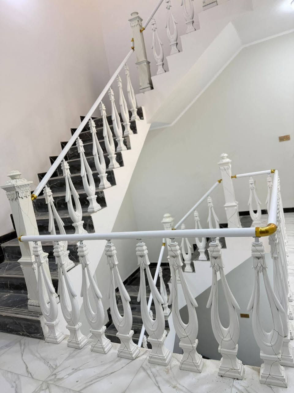 #بسم الله الرحمن الرحيم ،🌹🌹🌹
نقدم لكم أجمل التصاميم وباسعار مناسبه✨✨✨
تبدء أسعارنا❤️‍🔥❤️‍🔥❤️‍🔥
الالمنيوم ستندر 3 خطوط سعر المتر 35الف✨✨
الالمنيوم ستندر 4خطوط سعر المتر 38الف✨✨
سعر الرمانه 3الف 🏞️🏞️
اسعار العرانيص ABS الملكي 🥇🥇🥇
تبدء اسعار العرانيص الملكيه 
(من 20الف إلى 35الف )
  للعرنوص الواحد
💯💯💯💯💯💯💯💯💯💯💯💯💯💯💯💯💯
سعر المتر الجام 65الف
الخبرة في التصميم ⚒️ و الابداع في التصنيع ⚙️والدقة
في التركيب 🥇⚜️
تجدونه في منزلكم مقدم من منشئ تركي🇹🇷⚜️
كل هذا  يشمل نقل وشد مجانآ🚖🚖
يوجد كادر متخصص في العمل 🧑‍🔧🧑‍🏭
يشمل العمل كافة المحافظات العراق الحبيبه ❤️❤️
كل هاذهي العروض تجدونها في معرضنا 
موقعنا في كربلاء سيف سعد 🏘️🏘️
شكرآ لثقتكم ❤️
الاستفسار الاتصال على الارقام التاليه 📞📞
***********
***********
