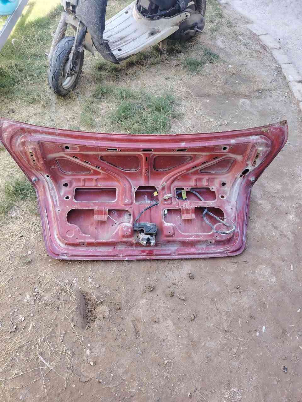 قبق جنطه وبتره فورنزه للبيع قيم واخذ 
***********
