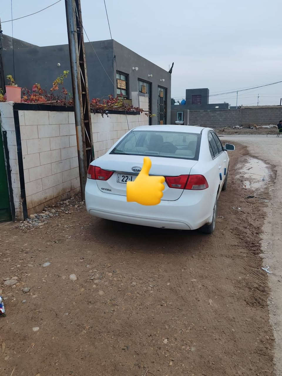 سلام عليكم ورحمه الله وبركاته
اوبتما مديل 2010مكفوله من الصبغ وجاهزه من كل النواحي مكينه كير ممفتوحات وظع شركة كهربائيات كلها شغاله شاشه اندرويد شادله تخم تاير جديد باتري جديد حداديه خلفي امامي شاده جديد موبز رقم اربيل الدولي سنويه ل30 وكاله تحويل ماكو شكال 
وكاله عامه بأسمي ماشيه 175السعر 125وبيه مجال مكان واسط اتصال على الرقم *********** السونار مرفق مع الصور
