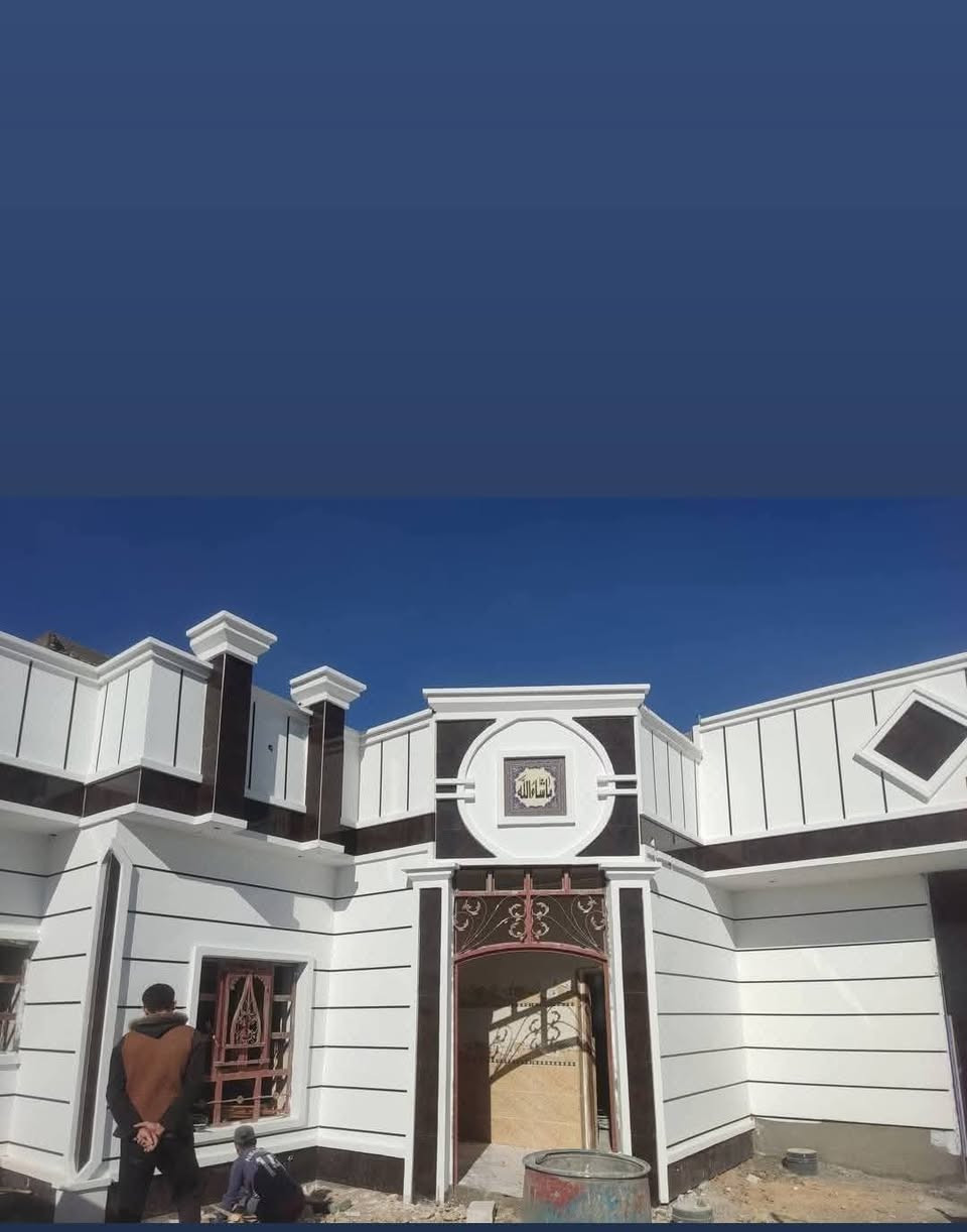 السلام عليكم صباغ متفرغ حاليآ اشتغل صبغ ولبخ وتطعيم فوم تركي وحجر شغلي خارج وداخل واجهيات شعندك راسلني ودلل*********** متوفر واتساب
