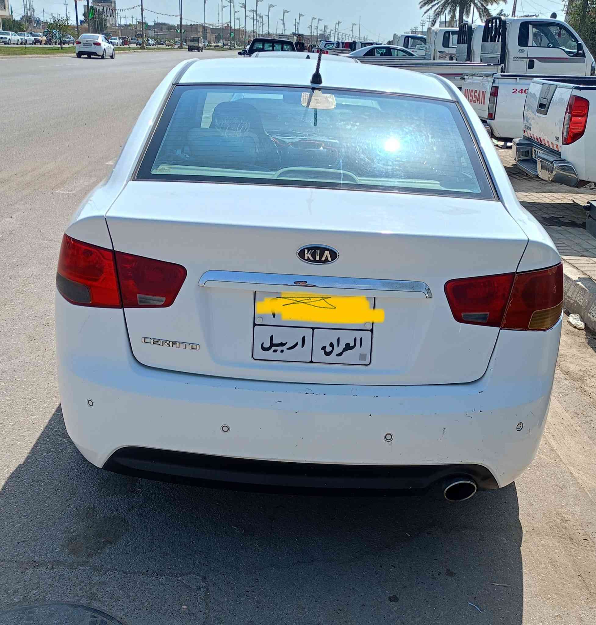 ياالله السلام عليكم سيراتو للبيع موديل 2012 رقم اربيل مكفوله عدا بارد بصيط كير سته  محرك 1600 تبريد شغال ثلج تريد وكاله تريد تحويل باقي التفاصيل ***********
