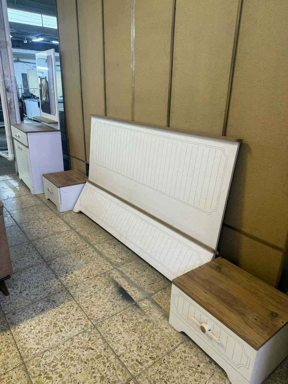 للبيع كانتري حديث


**إذا كنت صاحب هذا الإعلان وتريد حذفه لأي سبب، رجاءا أرسل رسالة إلى الدعم الفني**