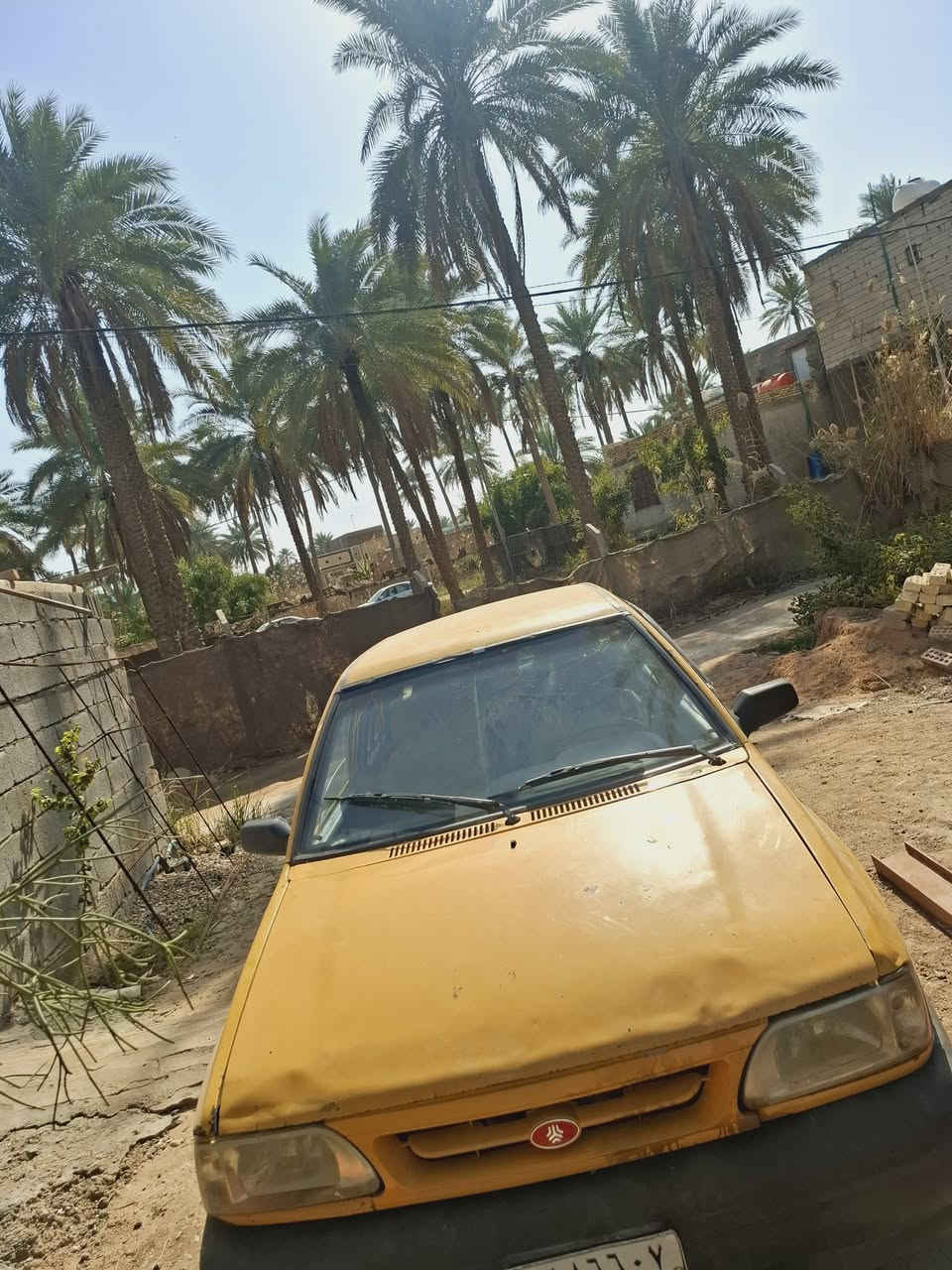 سايبا موديل ١٣ مكينه وكيري خير من الله حداديه ٨٠% كهربائياتها كلها شغاله كيجات حماووه بانزين جام مسجل سماعات تايرات نص عمر سياره راعيها بغداد من شتريتها خابرته ودزلي مستمسكاته وحالياً مغلق ابيع هل موجود بدون تحويل وكفلها من كل شي رايدها ١٤ ونص وبيها مجال قليل مكاني كربلاء باب بغداد طريق الحسينيه ***********
