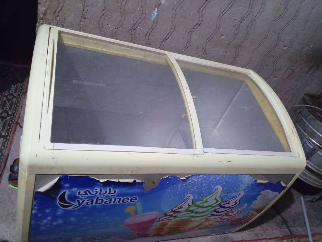 السلام عليكم  للبيع السعر ١٢٠ مكاني نجف حي نداء ***********
