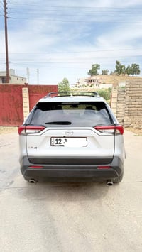 � Toyota RAV4 2025  • فول مواصفات • فئة XLE • ماشية 20 ألف ميل فقط • ف...