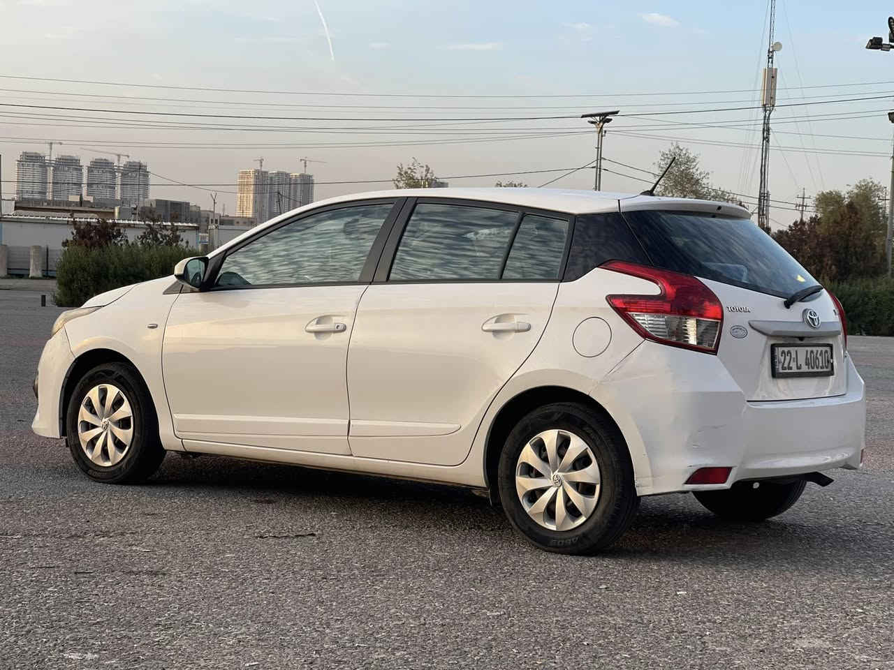 السلام عليكم
سعر ١١٠ ورقة 
نوع سيارة : تويوتا يارس 
موديل : ٢٠١٧ 
ماشية : ١٣٧ الف كم 
حجم محرك : ٤ سلندر ١.٣ 
وارد خليجي جاملغ بونيد صبغ بدون دواخل بدون ارباك بس رش بدون حادث 
تحويل غرامة شرط 
سنوية جديد 
كير محرك صدر كل جديد
مكان اربيل 
***********
