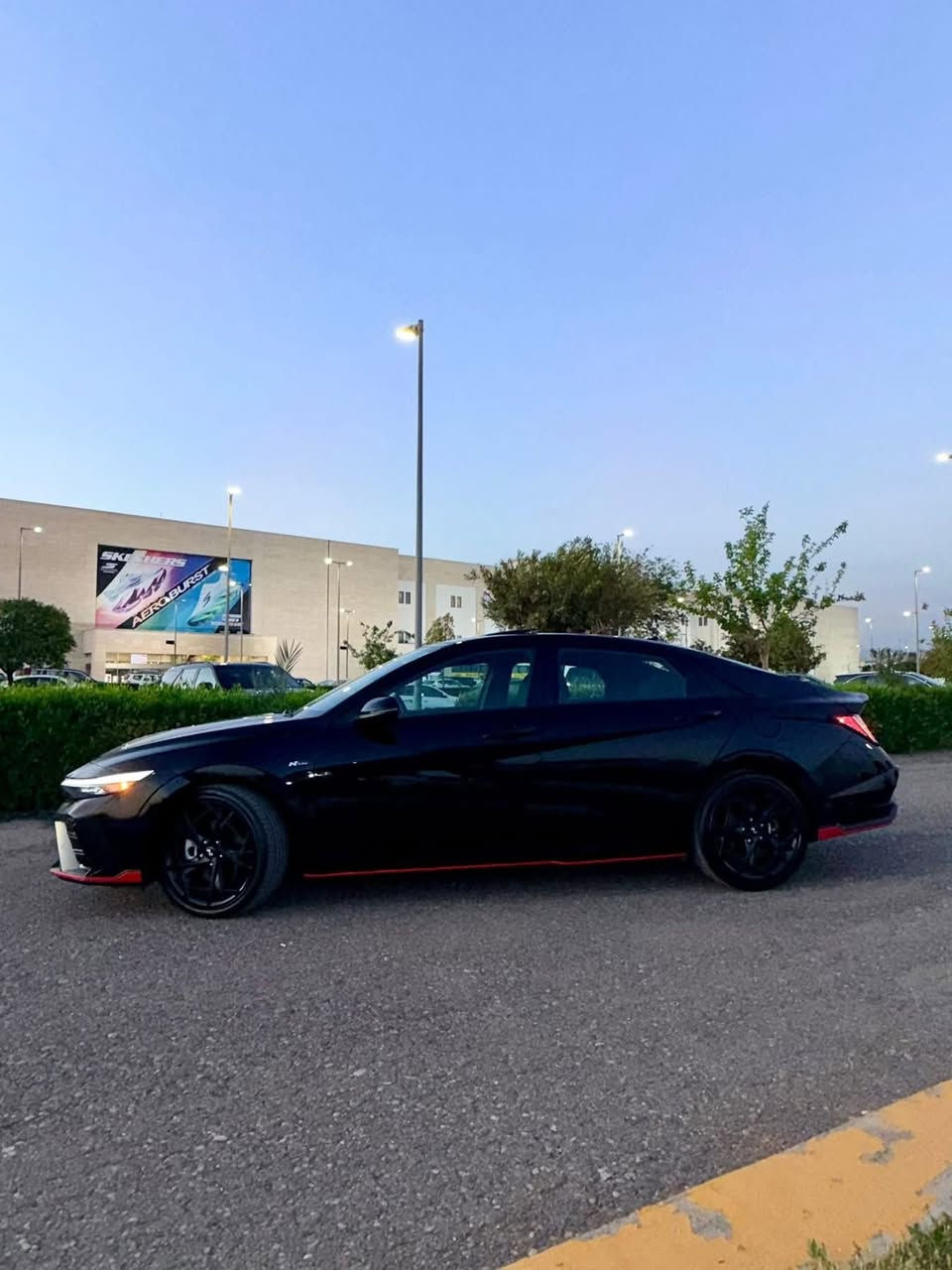 ELANTRA N line 1.6 turbo 2025
النترا فئه الـ N line للـبيع 
مواصفـات : 
سلايت ، بصمه ابواب 
تشغيل عن بعد ، صندوق ذكي عند الاقتراب 
عداد ديجتـال متغير الثيمات ، مودات قيـاده
كشنات جـلد ، كشنات هيتر
هندبريك كهربـائي ، اوتو هولد ، اوتو ستوب
مثبت سرعه ، تحديد مسار ، رادار امامي 
نقطـه عمية ، شفتـات ستيرن ، شاحن لاسلكي
شـاشه حجم كبير ، لايـتات LED
بكلايتات لـد متصل ، ويل حجم 19 خاص بفـئه الـ N line 
السيـاره كلها مختمه N line من كل مكان
حادث السياره : جاملغ والبوند صبغ فقط
سعر السياره : 163$ بيـها مجال بسيط
للتواصل :
*********** + واتساب ☎️
#ياسرالعلاف
#النترا
#اربيل
